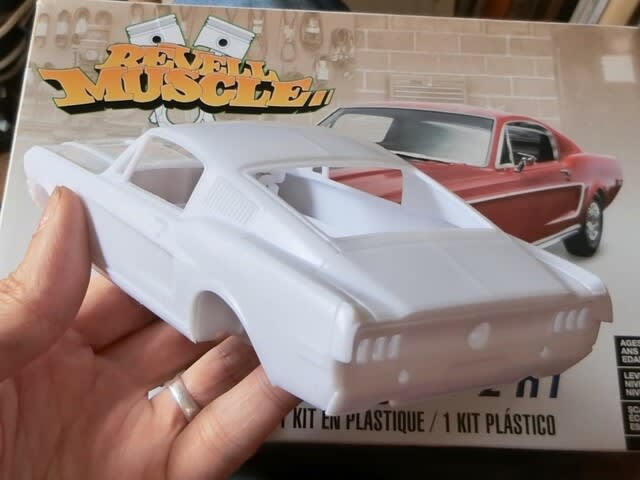 1/25レベル フォードマスタング1968 ブリット 製作開始 1/25レベル フォードマスタング1968 ブリット 製作開始