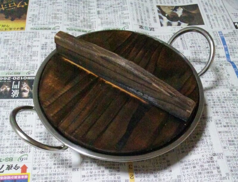 100均で内径１４ｃｍの小鍋をみつけたので蓋を作った 興味を感じた