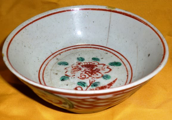 氏素性不明作品 呉須（州）赤絵写？ 鳥獣紋碗 その1 - 夜噺骨董談義