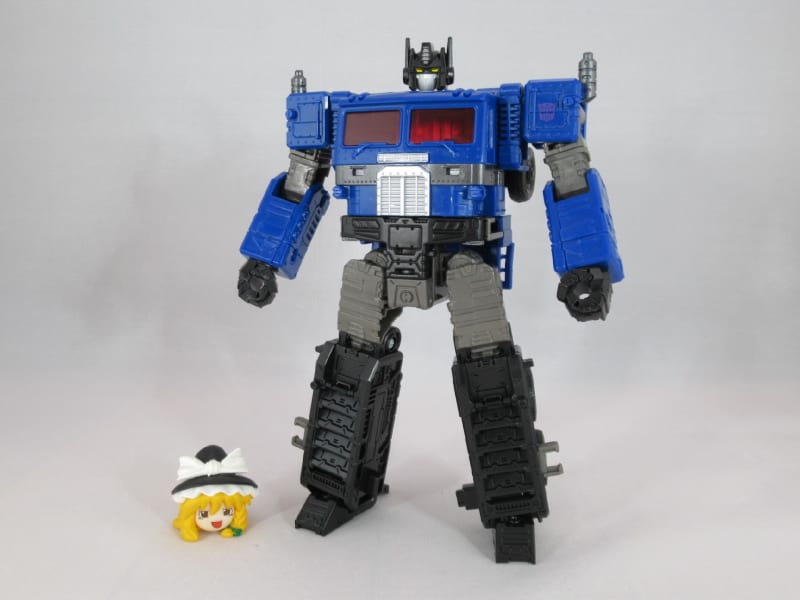 TFシャッタードグラス リーダークラス ウルトラマグナスを TFシャッタードグラス リーダークラス ウルトラマグナスを