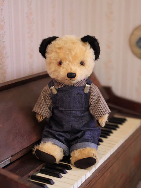 オーダーメイド 耳黒のクラシックベアちゃん - KEITA BEAR