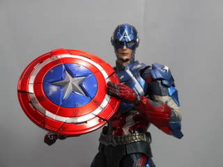 MARVEL UNIVERSE VARIANT PLAY ARTS改 キャプテン・アメリカを