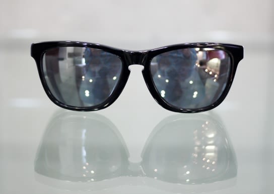 オークリーの名作『 FROGSKINS LX (フロッグスキン エルエックス) 』！ -  【2021年9月18日より公式ブログへ移行しました】INSpiRAL （インスパイラル） 成城眼鏡店のブログ