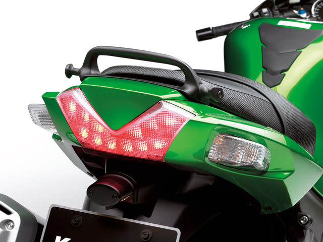 ZZR1400/Ninja ZX-14R MODEL 2012 - ZZR1400 PHANTOM Ninja 黒影