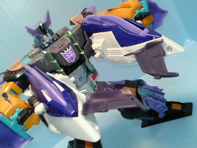 TFギャラクシーフォース リーダークラス マスターメガトロンを TFギャラクシーフォース リーダークラス マスターメガトロンを