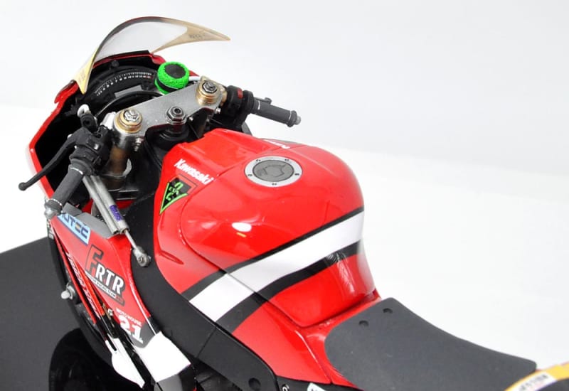 エヴァ RT 弐号機 トリックスター FRTR カワサキ ZX-10R 2011 エヴァ RT 弐号機 トリックスター FRTR カワサキ ZX-10R 2011