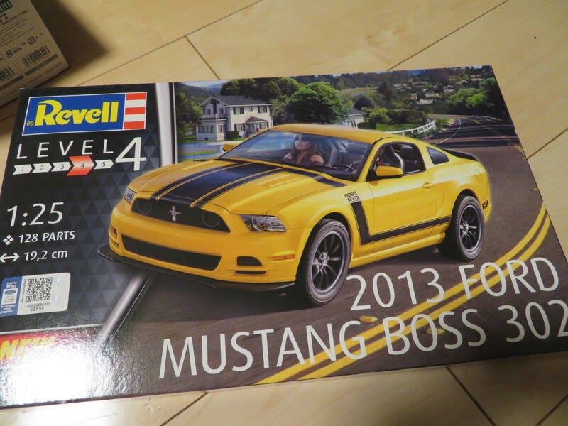 ドイツレベル 2013 フォード マスタング BOSS 302 その1 - まぁ