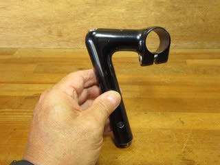 ステム CINELLI 1A 70mm 新ロゴ - Kinoの自転車日記 ステム CINELLI 1A 70mm 新ロゴ - Kinoの自転車日記