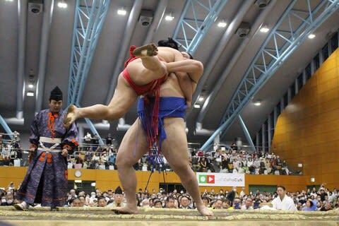 昨年大盛況のうちに幕を閉じた「大相撲箕面万博場所」が今年も 昨年大盛況のうちに幕を閉じた「大相撲箕面万博場所」が今年も