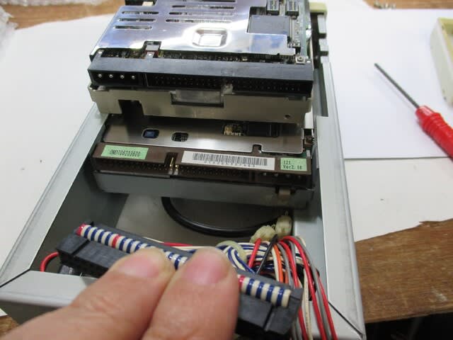 KONICA 光ディスク MOドライブの修正 - あだちの再生工房 日記2 KONICA 光ディスク MOドライブの修正 - あだちの再生工房 日記2