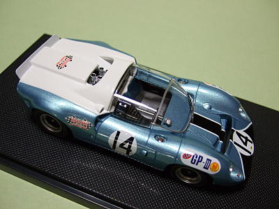 Amazon.co.jp: 1/43 人気 ローラ T70 マーク2 大京チェーン