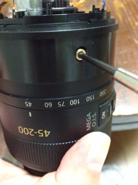 ジャンクなLUMIX G VARIO 45-200mm F4.0-5.6 MEGA O.I.Sの分解 ジャンクなLUMIX G VARIO 45-200mm F4.0-5.6 MEGA O.I.Sの分解