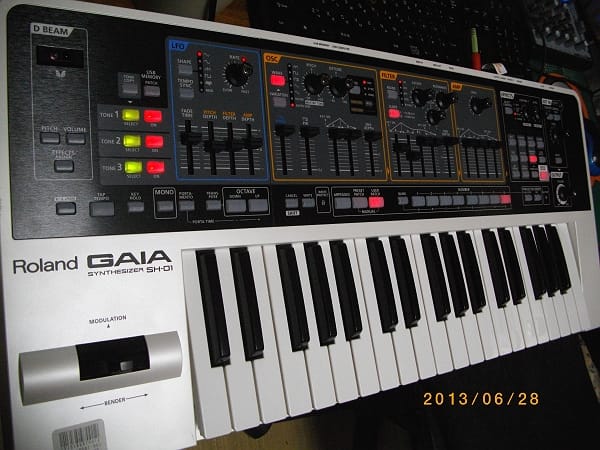 Roland ローランド GAIA-2 シンセサイザー(ウェーブテーブルと