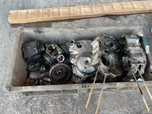 GPX125エンジンがまた欠品になりました - 南信州のりもの倶楽部♪ GPX125エンジンがまた欠品になりました - 南信州のりもの倶楽部♪