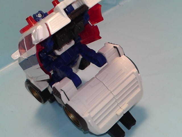 TFギャラクシーフォース デラックスクラス ファストエイドを
