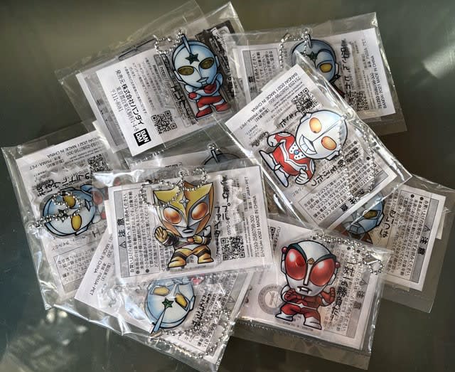 ウルトラマン倶楽部アクリルキーホルダーEX SIDE A - パワーオンっ！
