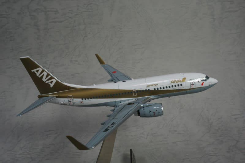 1/200】ボーイング737-700 ANAゴールドジェット【ギャラリー 1/200】ボーイング737-700 ANAゴールドジェット【ギャラリー
