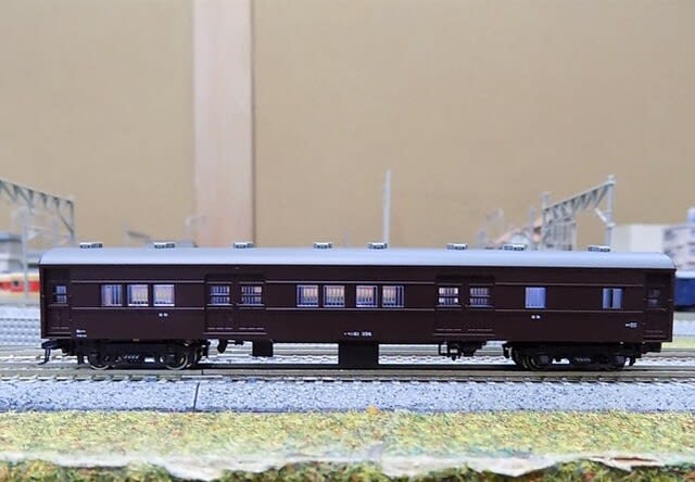 今回入線のEF61青+マニ61・オユ11使って郵便・荷物列車