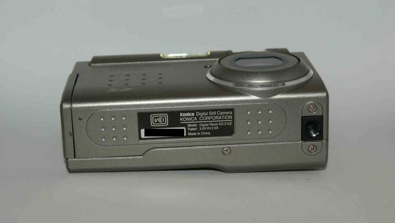 Konica Digital Revio KD-210Z - 乾電池の画像集 出張所 Konica Digital Revio KD-210Z - 乾電池の画像集 出張所