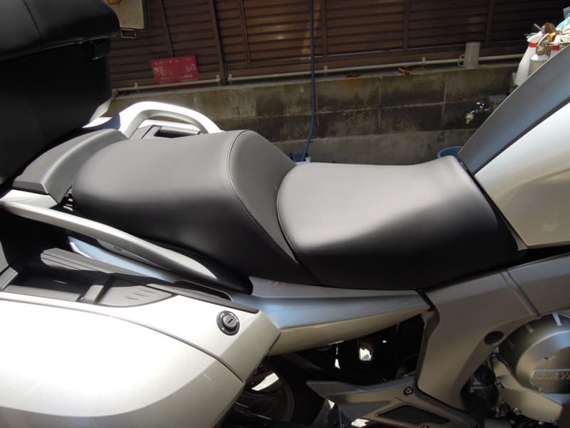 K1600GTL ハイシート - ぴょんとひとっとび～～！