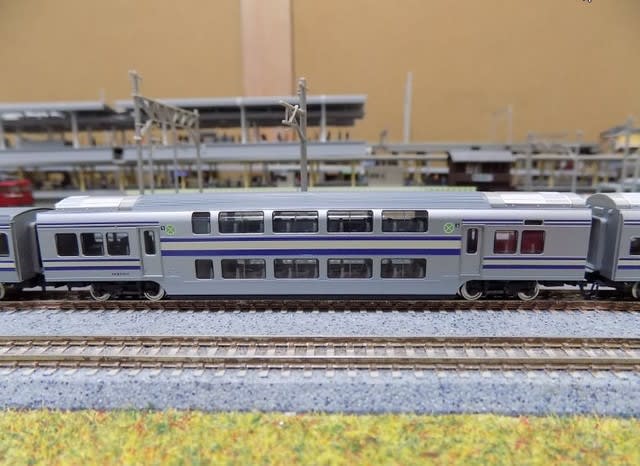 TOMIXの92700/92701 E217系A/Bと2929 サハE216等