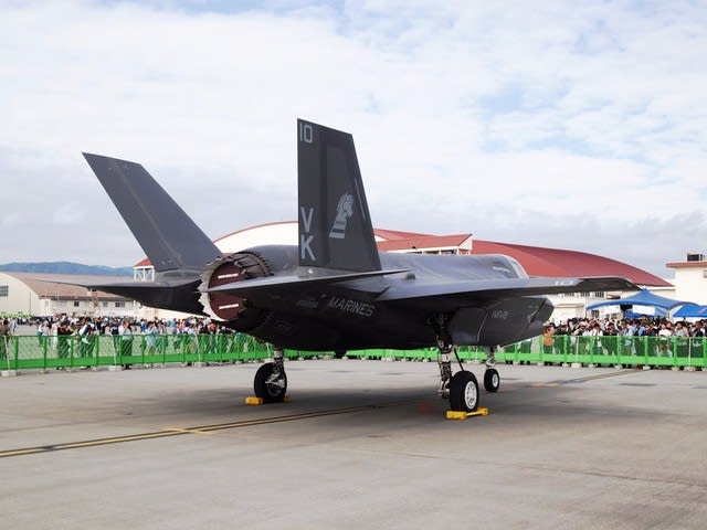 F 35b ステルス戦闘機 アメリカ海兵隊 修正 観光列車から 日々利用の乗り物まで
