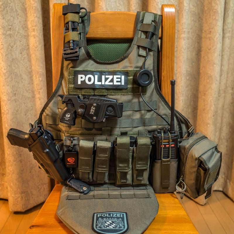 ドイツ地方警察装備の変遷 12 - F & F嫁の “FFree World”