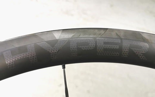 カーボンスポーク新型ホイール入荷!! - NOKO・メカニック カーボンスポーク新型ホイール入荷!! - NOKO・メカニック
