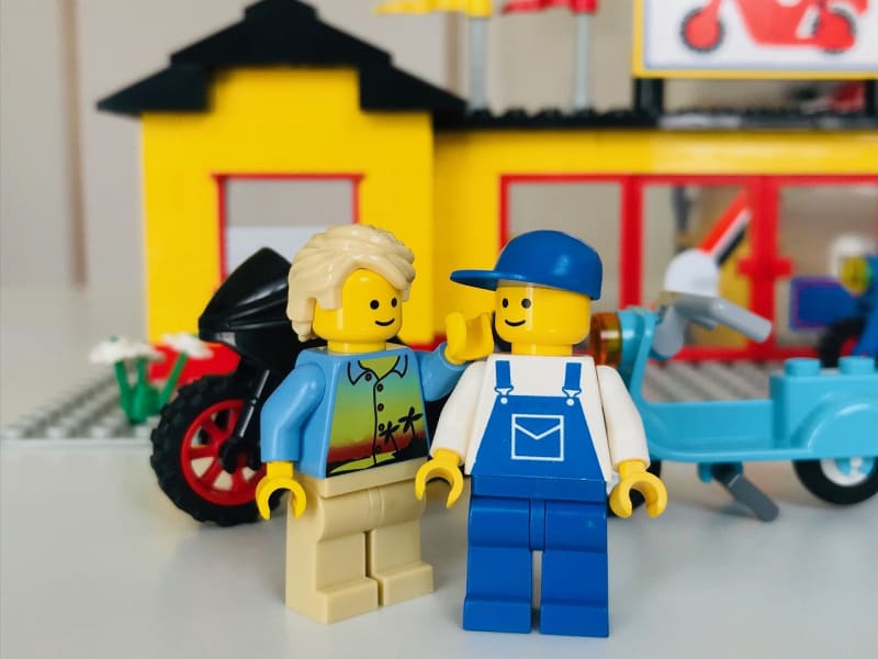 ☆LEGO街シリーズ#6373【Motorcycle Shop】（和名：モーター