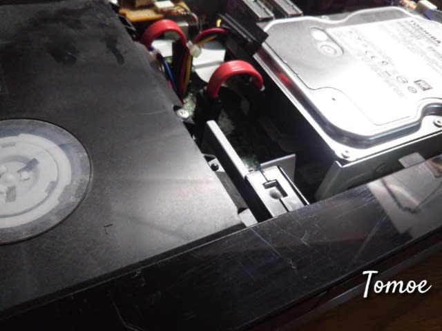 東芝のレコーダー Dbr Z320は欠陥品かい の巻 トモエデンキのブログです