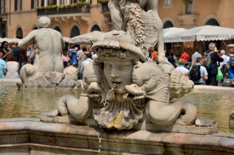 ナヴォーナ広場の3つの噴水…ローマ - イタリア 写真撮りまくり