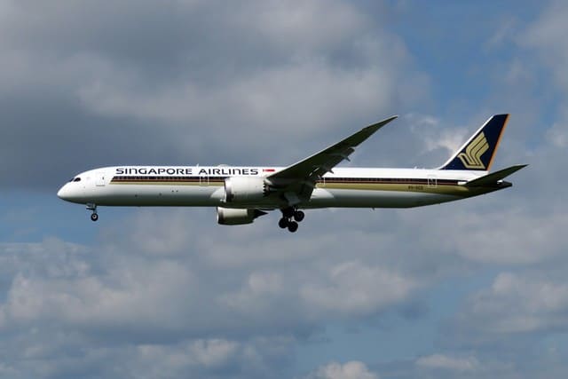 シンガポール航空 B787X 福岡空港 - Jun の Airplane Photo