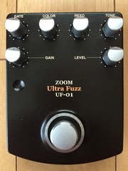 zoom UF-01 Ultra Fuzzを入手してシリーズ、フルコンプリート