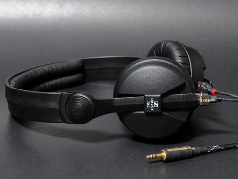 SENNHEISER HD25 ドイツVSアイルランド - マック マッハワン SENNHEISER HD25 ドイツVSアイルランド - マック マッハワン