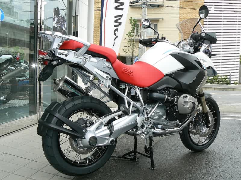 GS30周年記念車 本日入荷！！ - モトラッド京葉ブログ