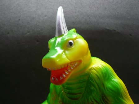 スノーゴン - 怪しい隣人 ~ウルトラ怪獣ソフビ~ スノーゴン - 怪しい隣人 ~ウルトラ怪獣ソフビ~