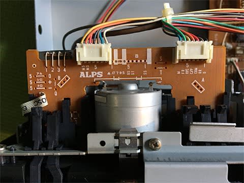 ダブルカセットデッキの修理、TEAC W585R - 黄昏れたフクロウ