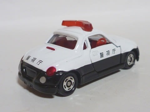 Amazon.co.jp: トミカ 13 ダイハツ コペン パトロールカー