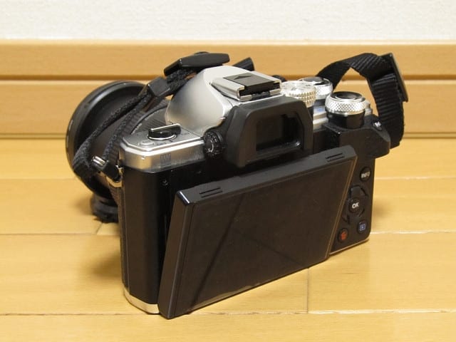 OM-D EM1】ミラーレス一眼を自力で修理してみた【OLYMPUS