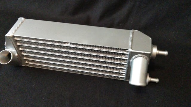 Twinair純正置き換えインタークーラー - MT-DRACO Twinair純正置き換えインタークーラー - MT-DRACO