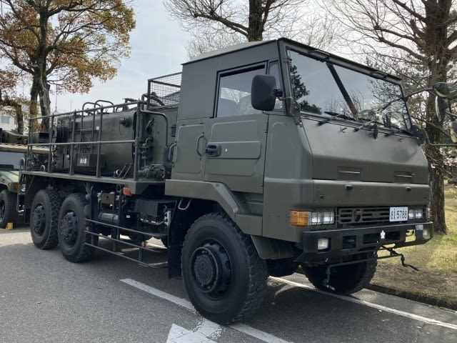 久居駐屯地開設72周年記念行事 観閲行進車両 - 流浪オヤジの