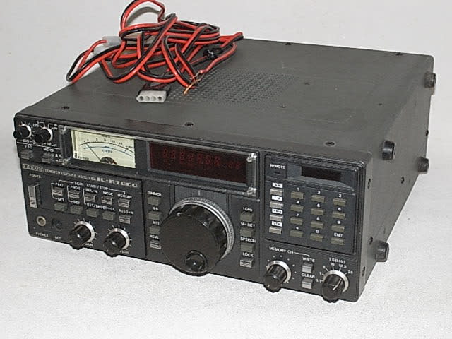 ICOM, IC-R7000 - テレビ修理-頑固親父の修理日記 ICOM, IC-R7000 - テレビ修理-頑固親父の修理日記