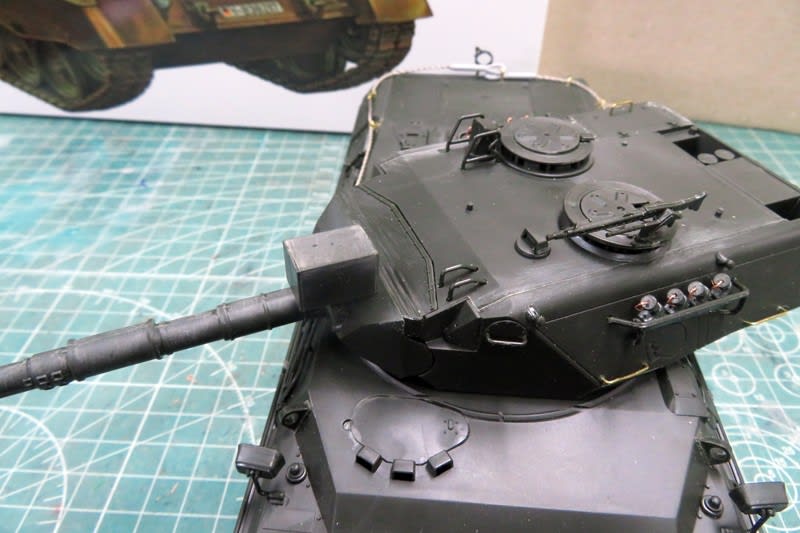 LEOPARD 1 A4 1/35 タミヤ #4 組立終了 - はじめの戦車模型づくり LEOPARD 1 A4 1/35 タミヤ #4 組立終了 - はじめの戦車模型づくり