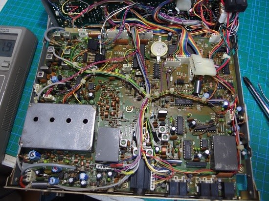 ICOM IC-731S - ガラクタな部屋 ICOM IC-731S - ガラクタな部屋
