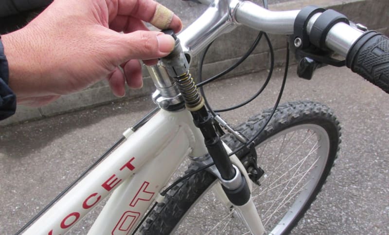 プジョーMTB フロントサスペンションを我流で修理 - XC70LIFE