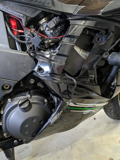 ZX-14R バッテリー充電する＆今後のバイクとの付き合い方