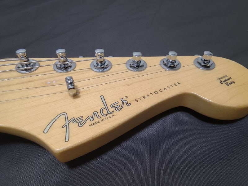 Fender Locking Tuners と SPERZEL Trim-Lok、どっちが良い