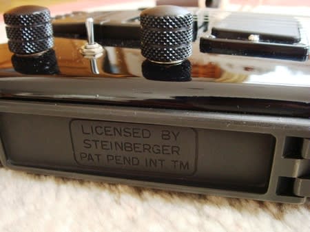 HOHNER G2 Tremolo - Guitars On Broadway HOHNER G2 Tremolo - Guitars On Broadway