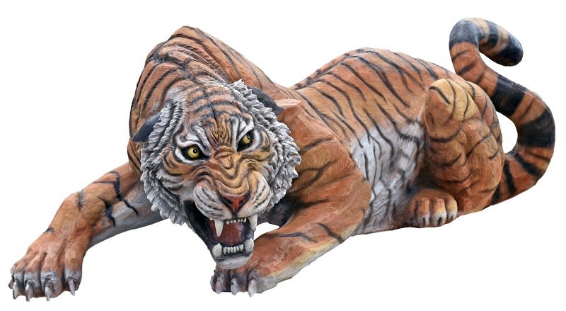 巨大なトラの彫刻 ～注文作品～ - CHAINSAW ART JAPAN・ケイジの