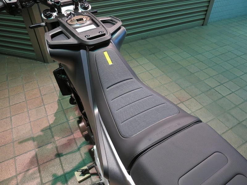 更にHusqvarna SVARTPILENの高級感が増しますね!ERGO RIDER'S 更にHusqvarna SVARTPILENの高級感が増しますね!ERGO RIDER'S